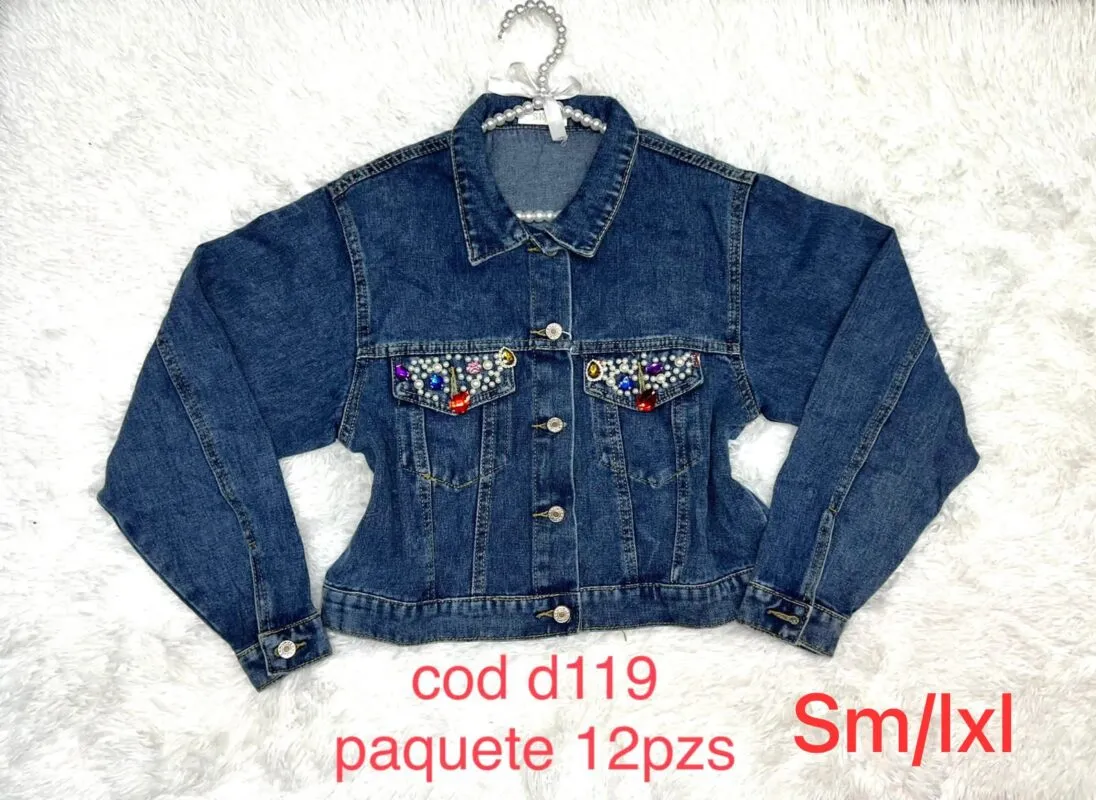 Chamarra con aplicaciones-0-D120