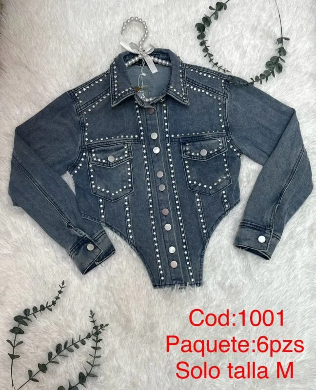 Chamarra con aplicaciones-1001