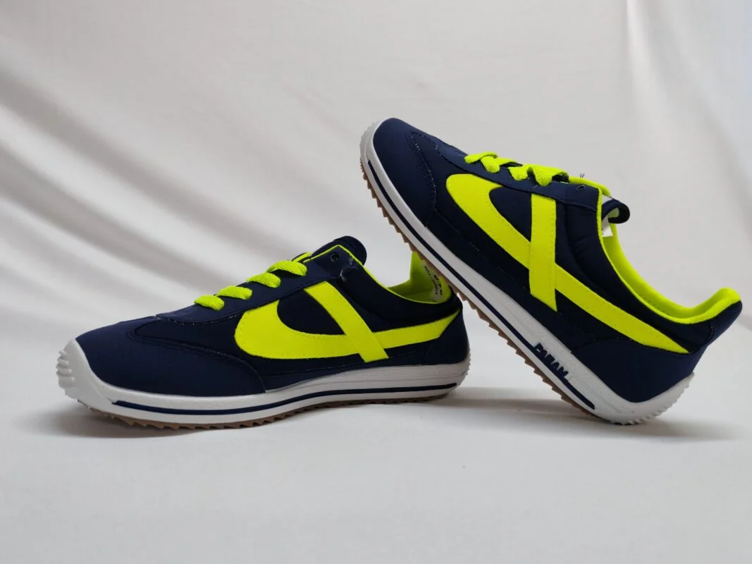 Tenis Deportivos-010679-1124-240