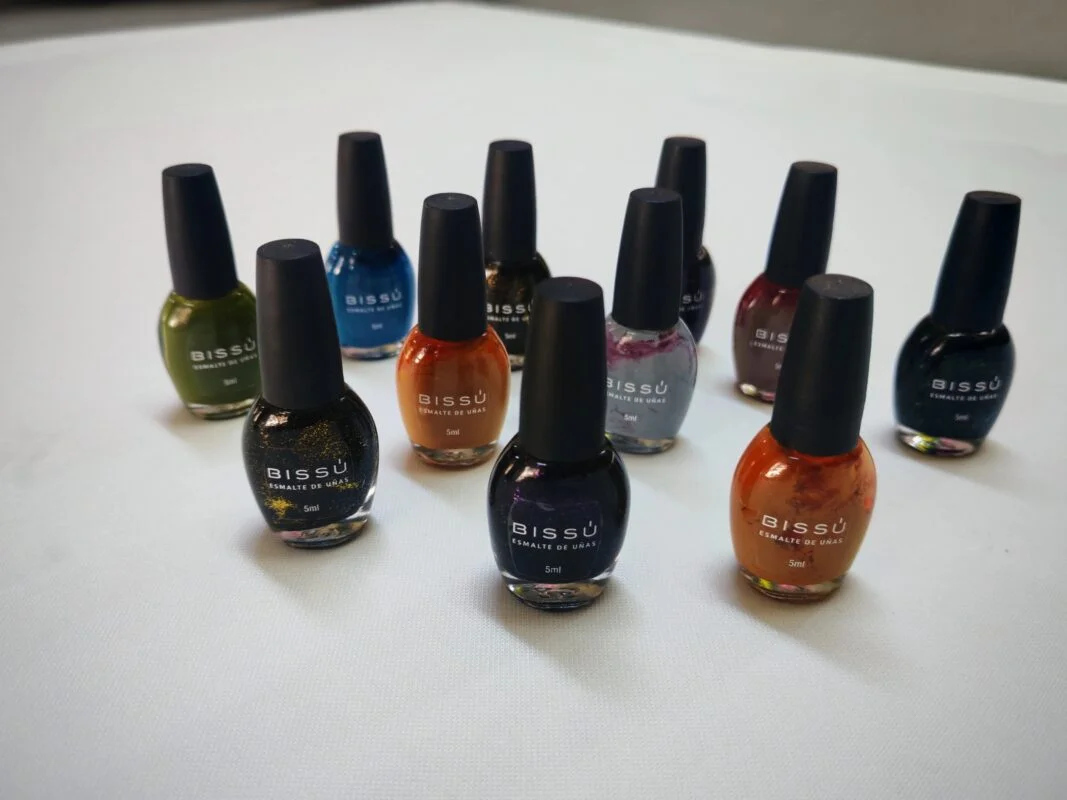 Esmalte de Uñas-ESMALTE