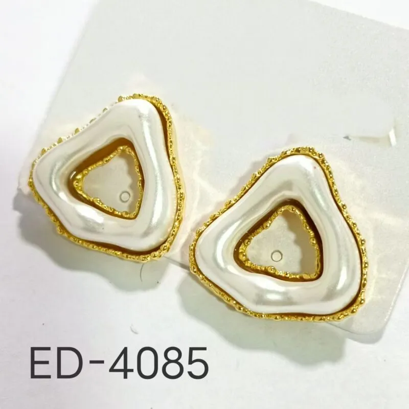 Aretes Triangulo-ED-4085
