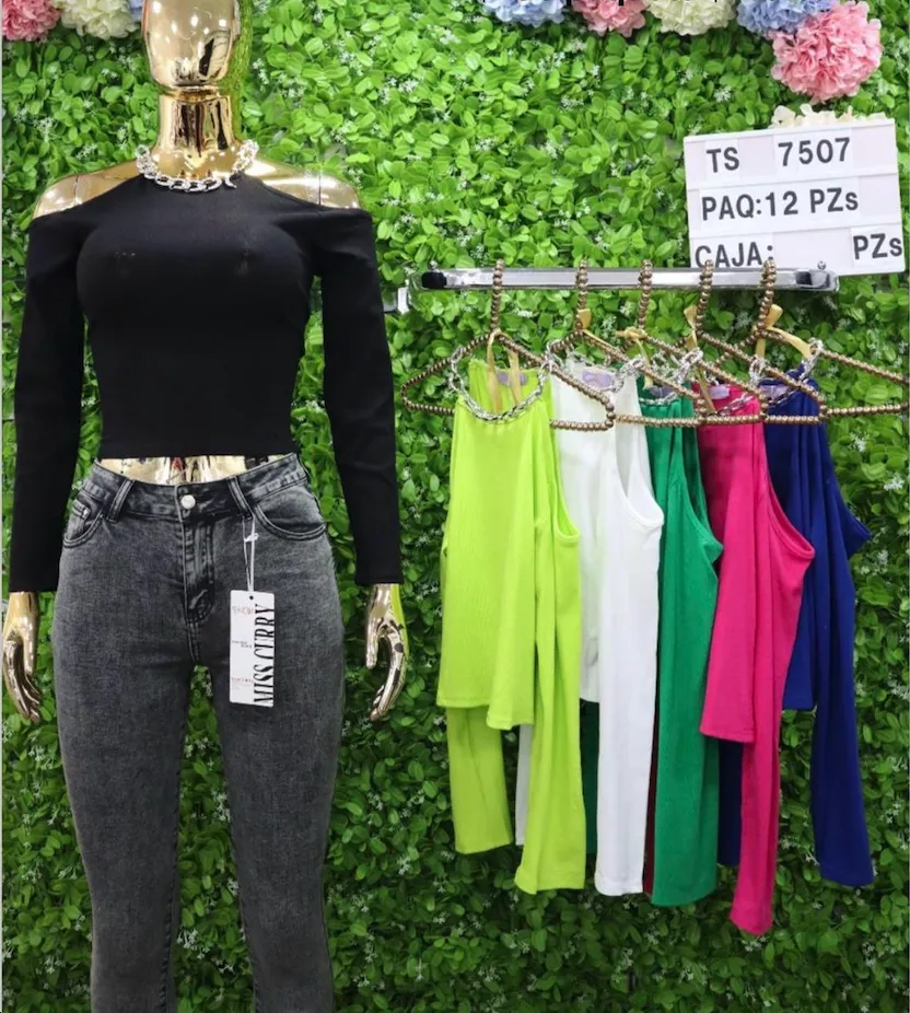 TS7507-Blusa con collar tipo cadena