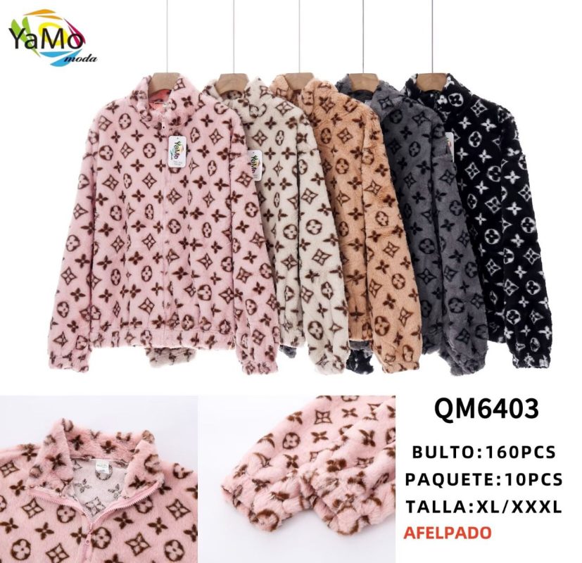 Chamarra Afelpada con estampado-QM6403