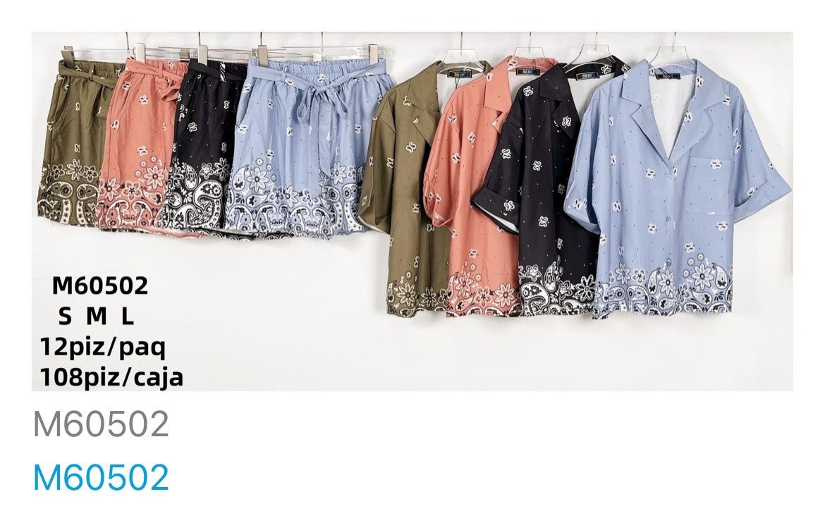 Conjunto de camisa y shorts con estampado-M60502