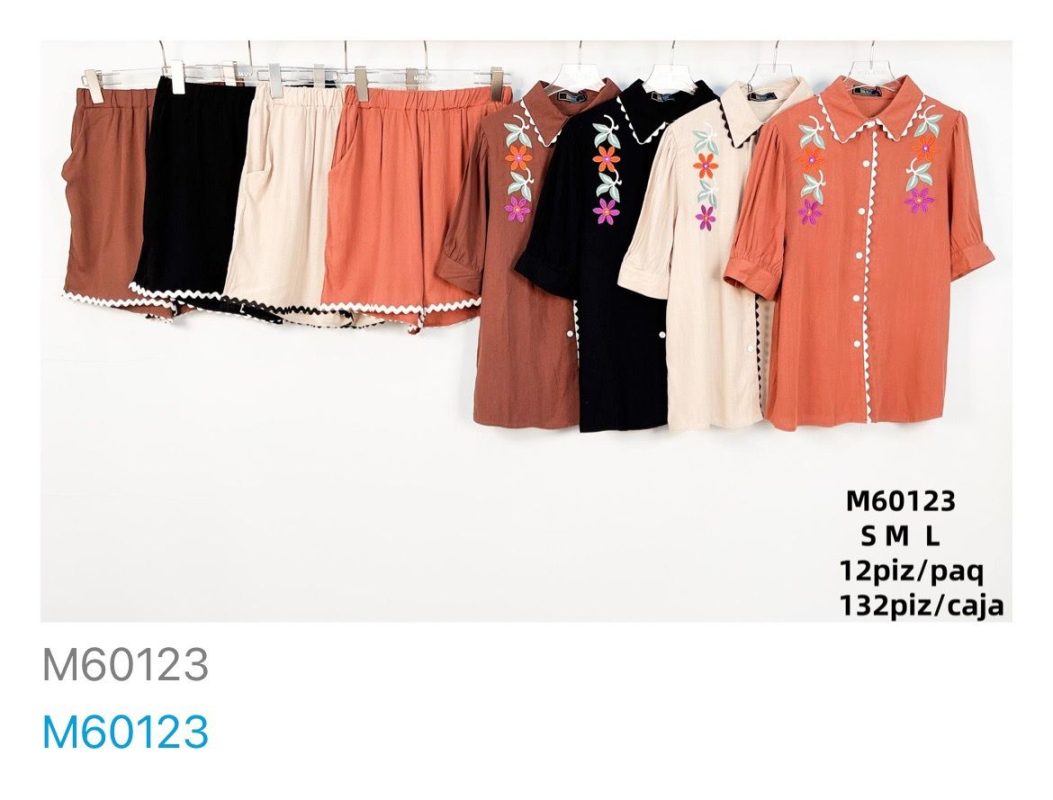 Conjunto de shorts y blusa con bordados-M60123