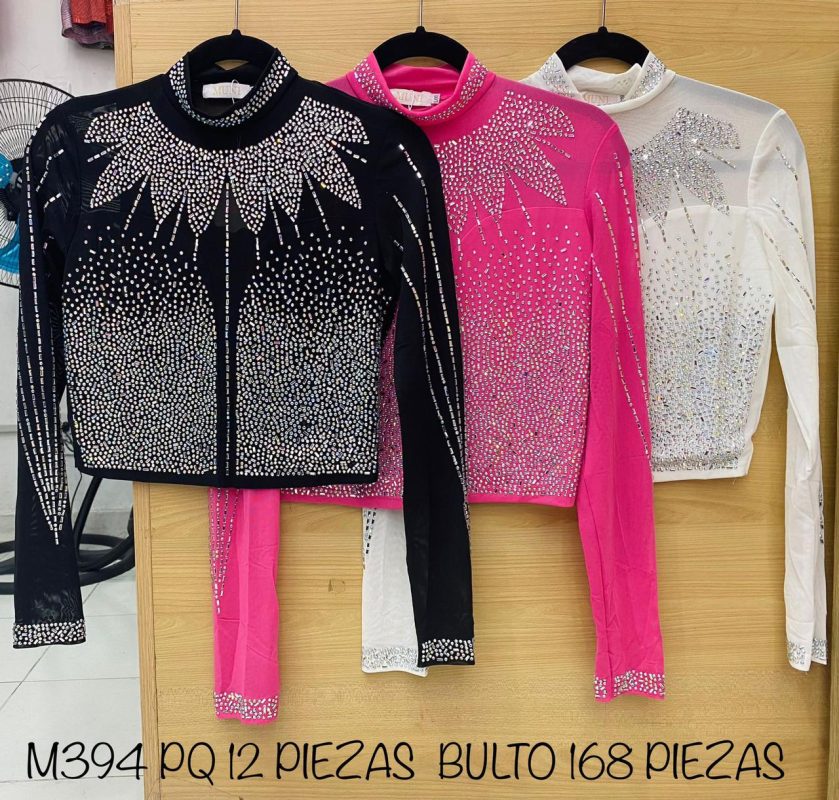 Top de manga larga con pedrería-M394