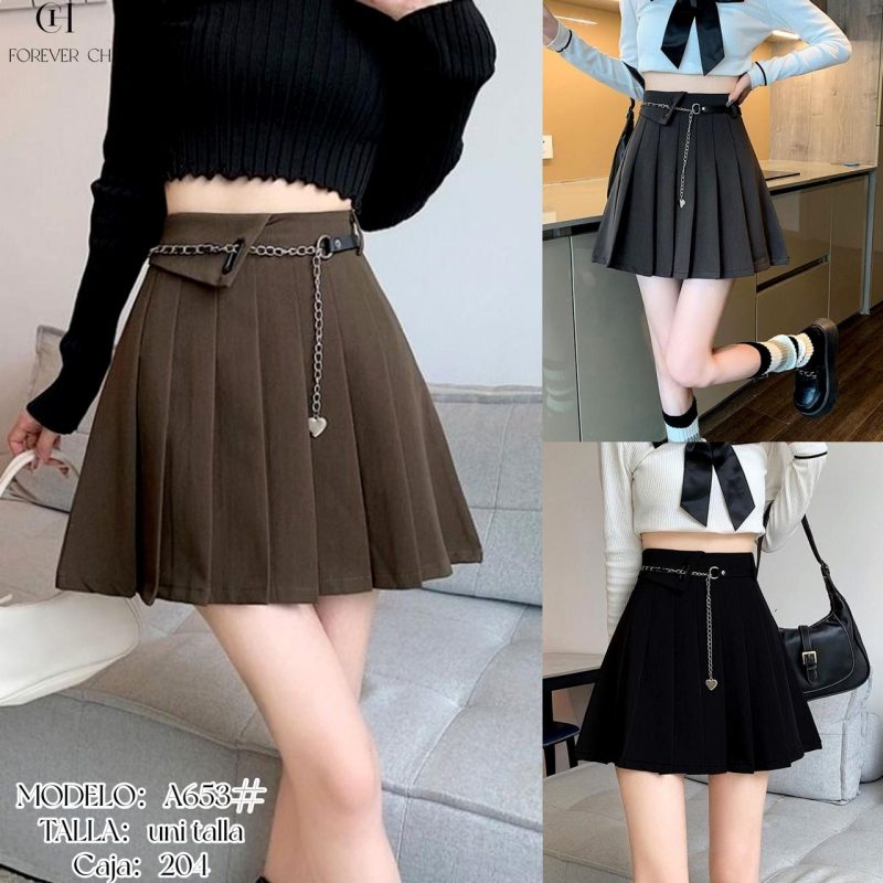 Falda plisada con cadena-A653