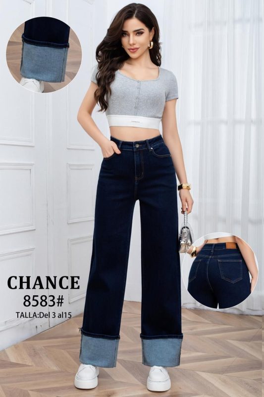 Jeans acampanados con dobladillo-8583