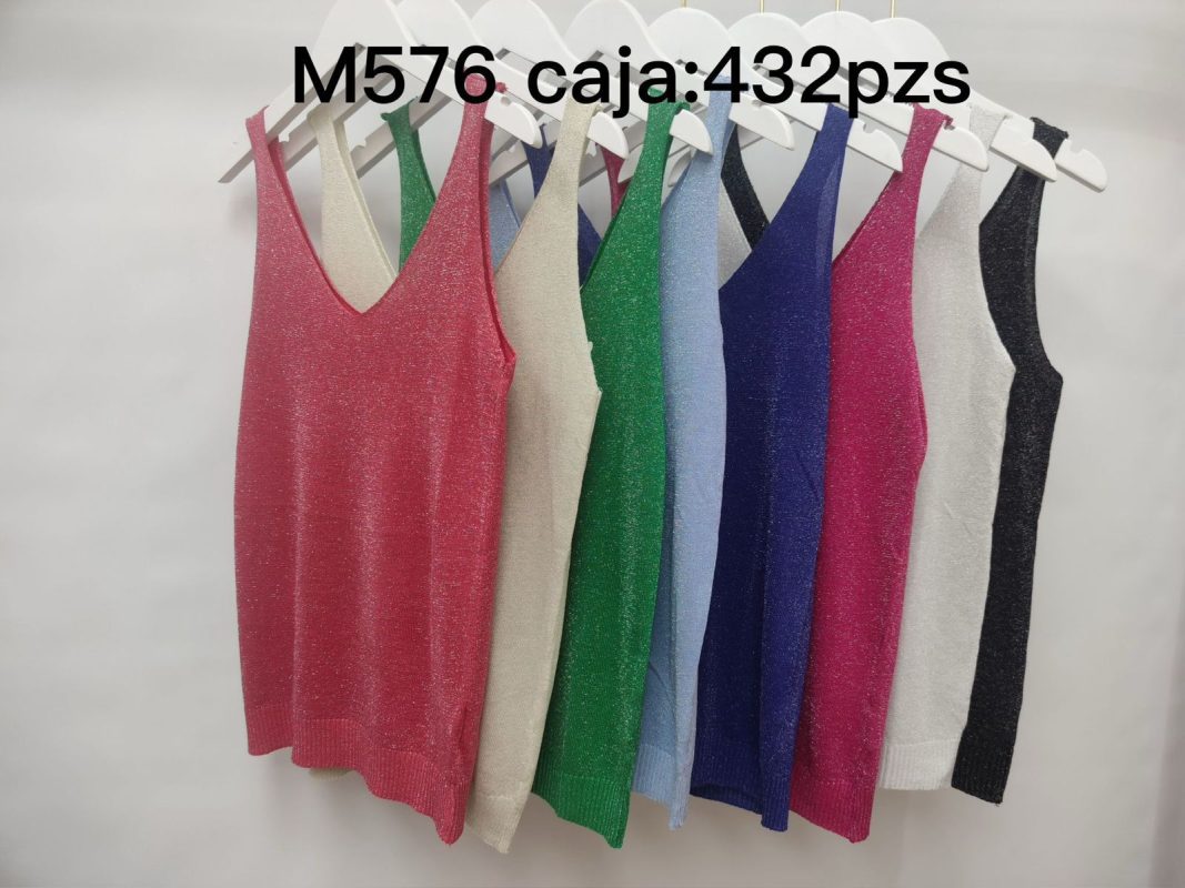 Top con cuello en V-M-576