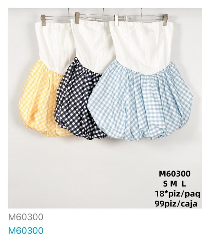 Vestido strapless con falda bombacha a cuadros-M60300