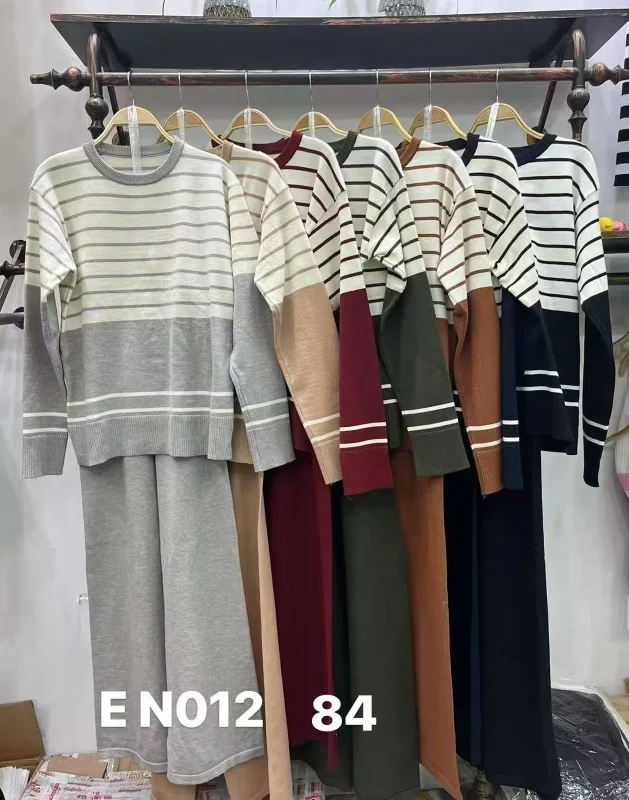 Conjunto sueter y pantalon-EN012
