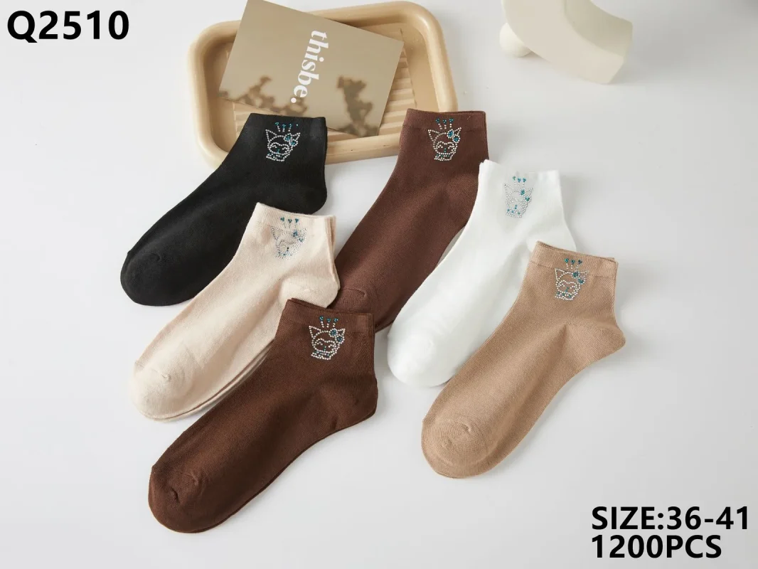 Calcetines con diseño de corona-Q2510