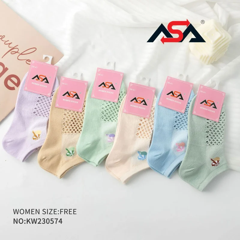 Calcetines de mujer con diseño de encaje y detalles florales-KW230574