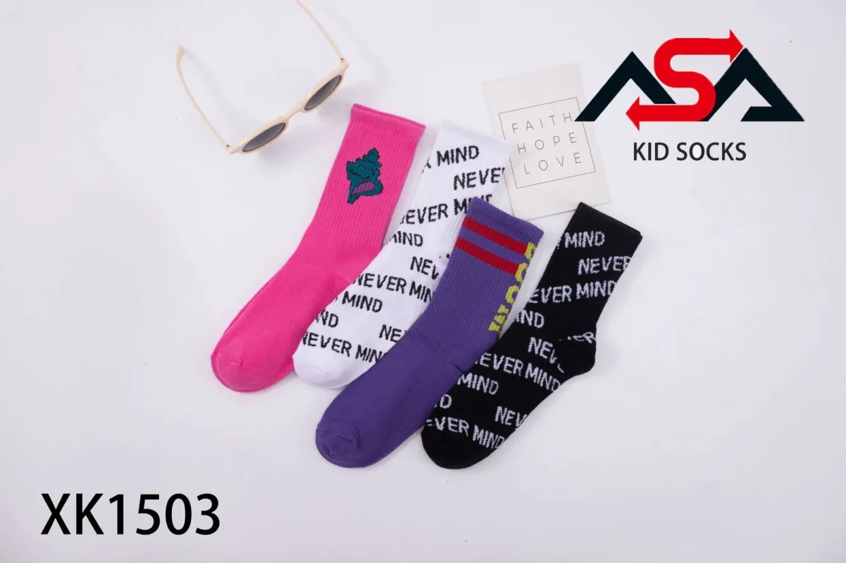 Calcetines altos de algodón con diseño de 'Never Mind'-XK1503