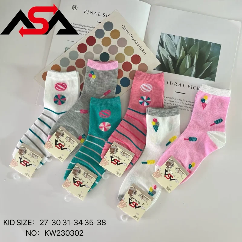 Calcetines altos para niños-KW230302