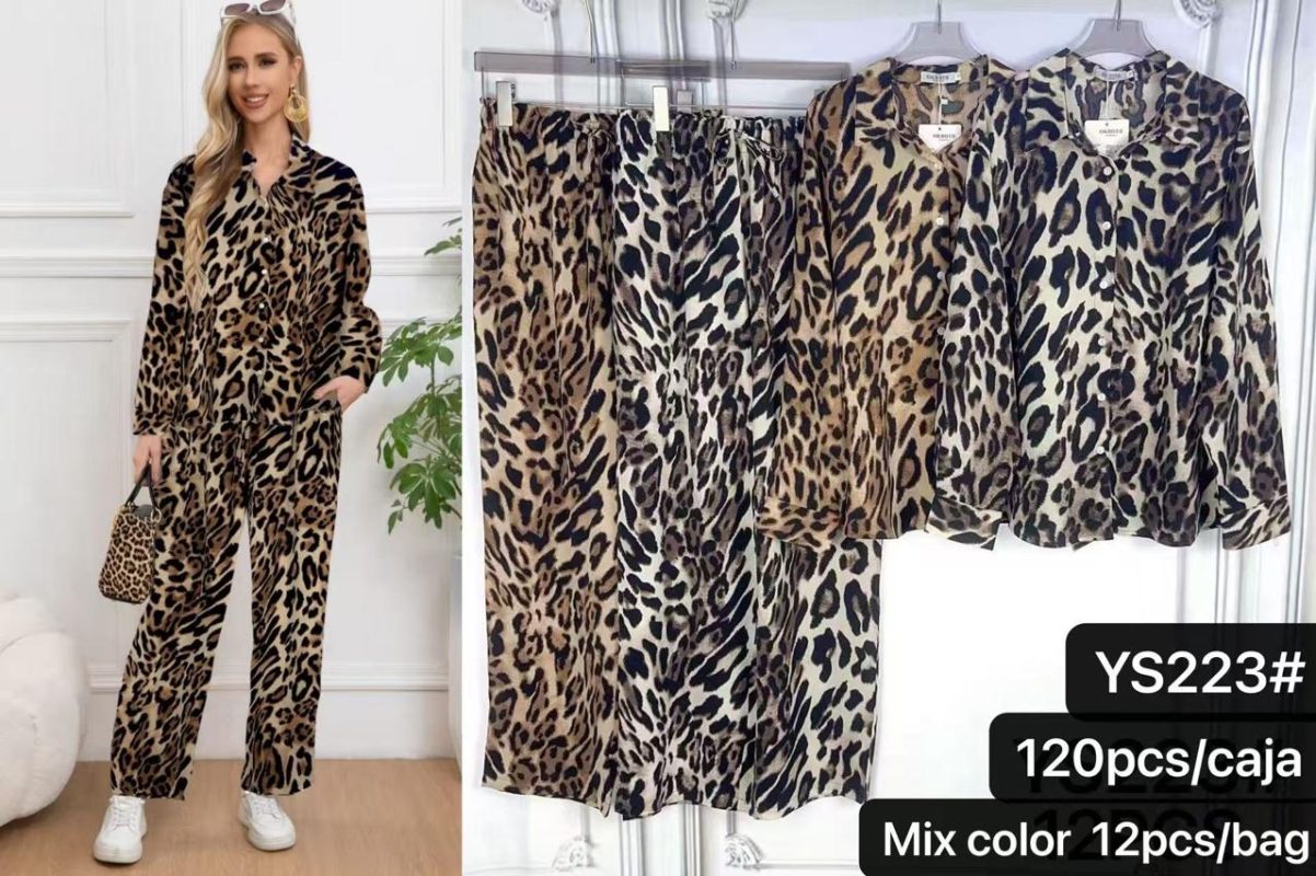 Conjunto de camisa y pantalón con estampado-YS223