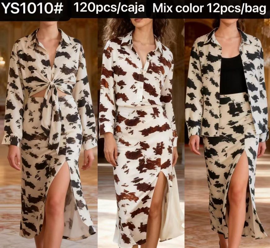 Conjunto de falda y camisa estampada con abertura-YS1010