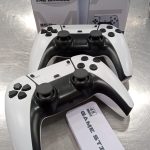 Consola de videojuegos 4K con mandos inalámbricos-CF-067 - 2