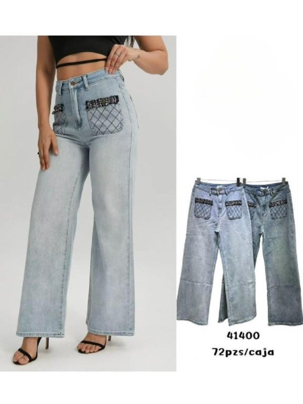 Jeans con Bolsillos Decorados-41400