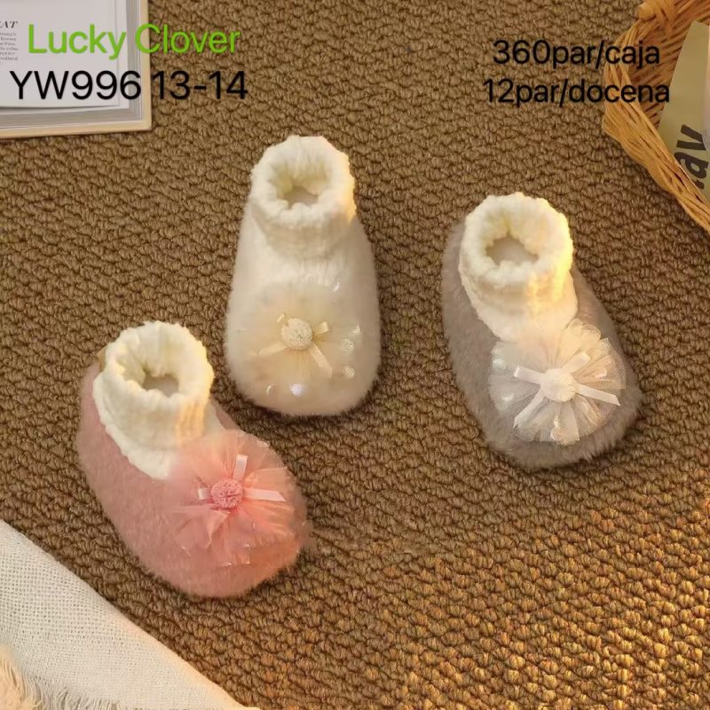 Pantuflas de bebé con adorno de flor-YW996